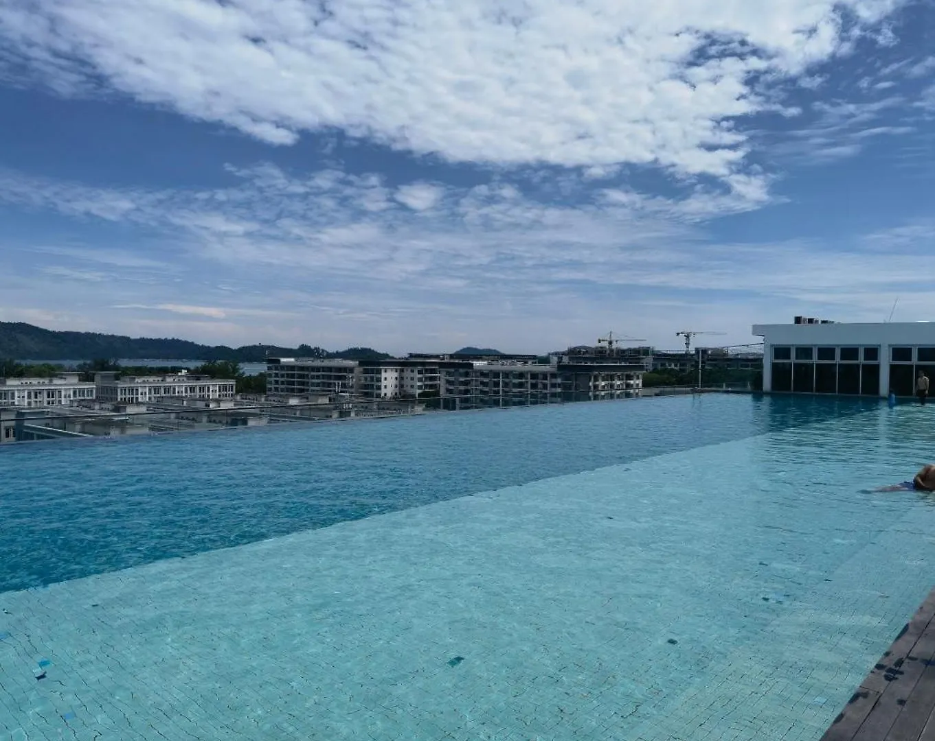 Sutera Avenue Near Gleaneagle Kk King Bed Apartment Kota Kinabalu 0*,