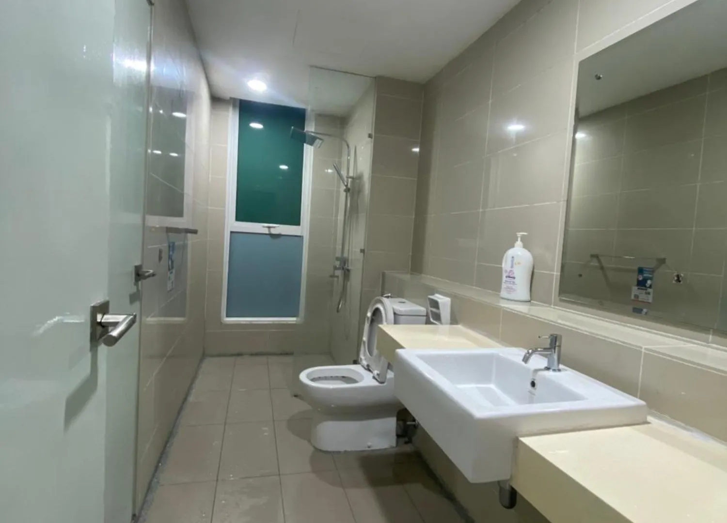 Sutera Avenue Near Gleaneagle Kk King Bed Apartment Kota Kinabalu
